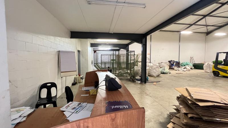 To Let commercial Property for Rent in Rivergate Western Cape